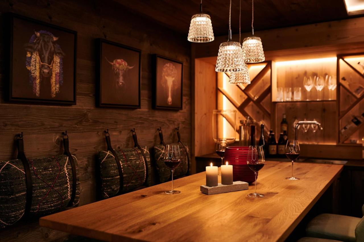 Serviced Luxury Chalet Evi, Ski-In Ski-Out Kaprun Exteriör bild