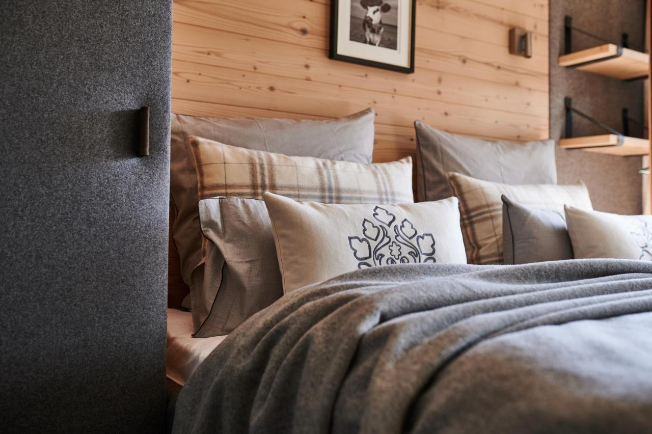 Serviced Luxury Chalet Evi, Ski-In Ski-Out Kaprun Exteriör bild